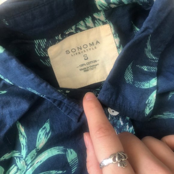 Sonoma Hawaiian Button Up - Picture 4 of 5